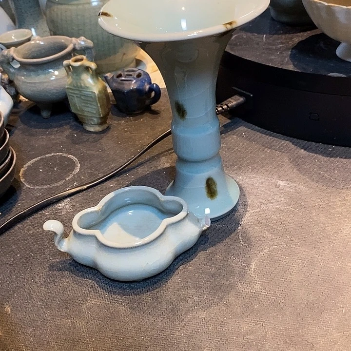 手工艺品琉璃齐****瓷龙泉青瓷龙泉青瓷