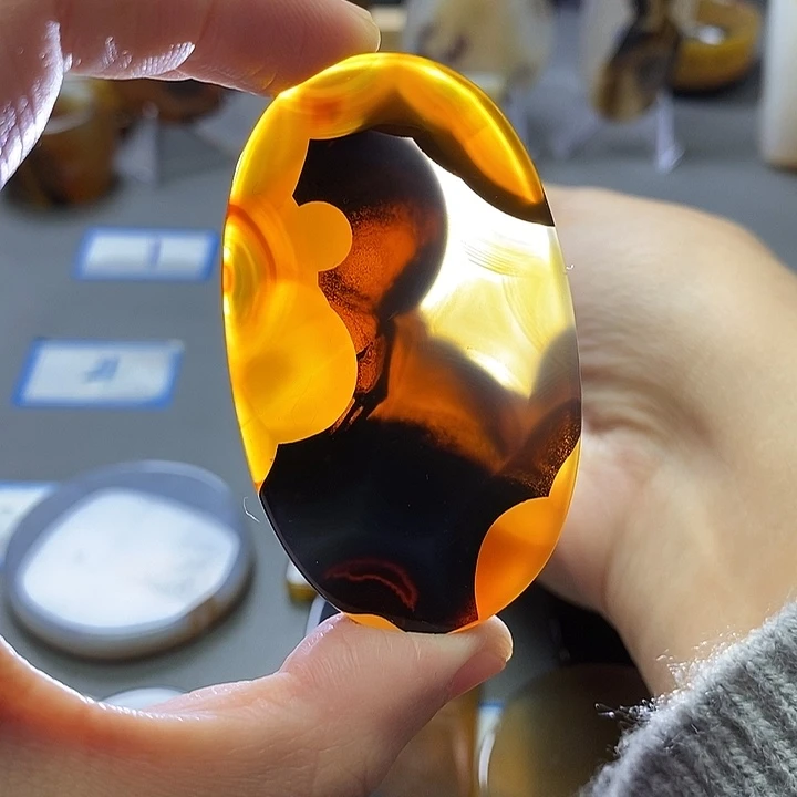 玛瑙/玉髓未镶嵌珠宝半成品153