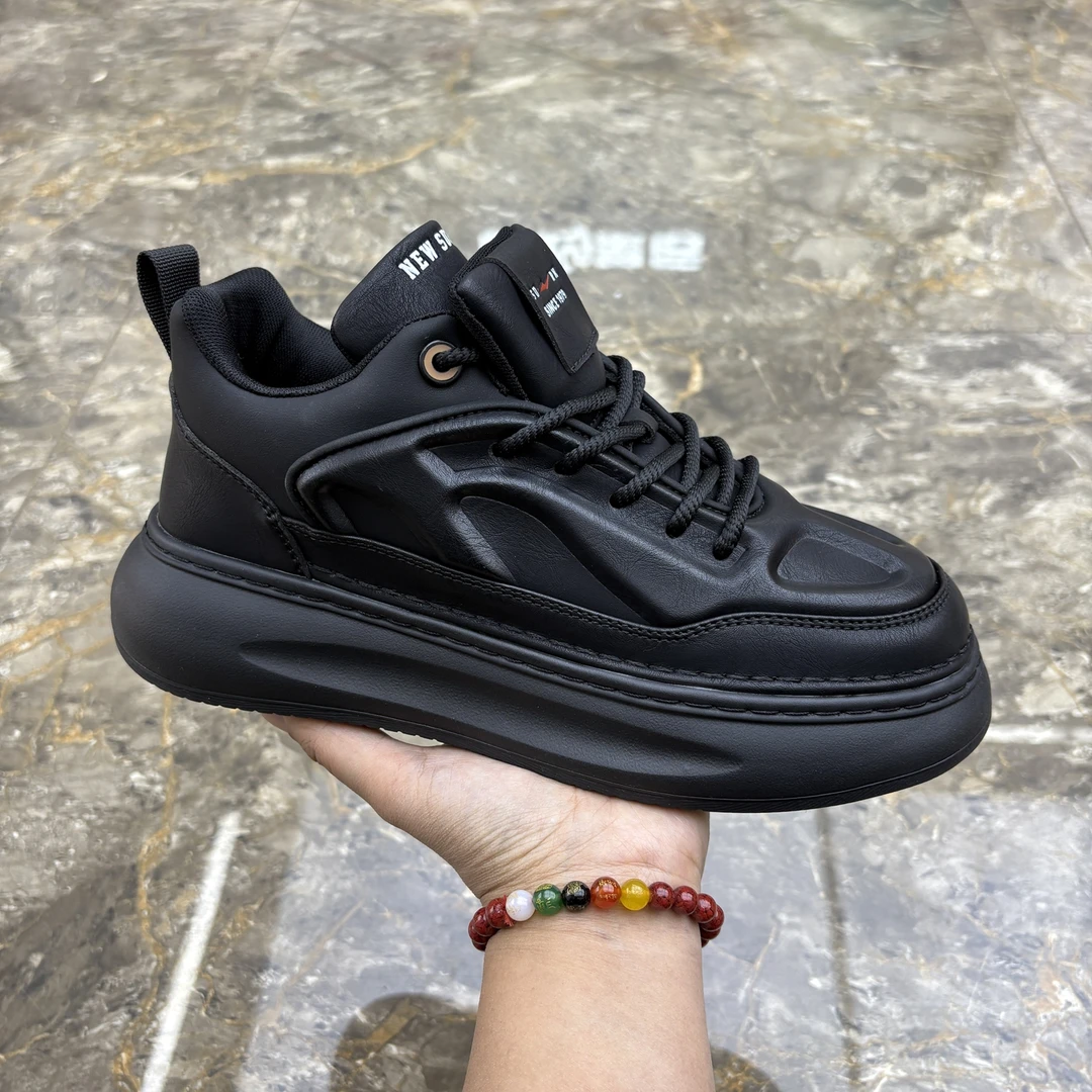 男鞋高帮2025新款秋冬季高帮厚底男士皮面休闲运动鞋厚底老爹板鞋