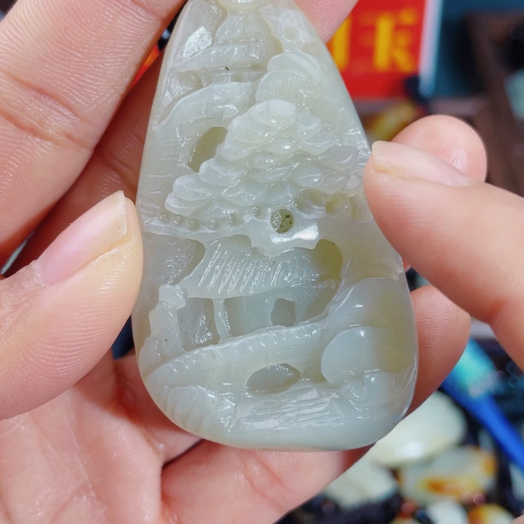 和田玉未镶嵌颈饰