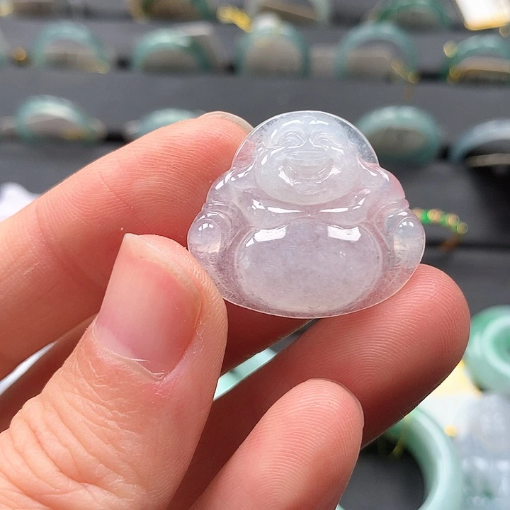 翡翠颈饰未镶嵌佛公