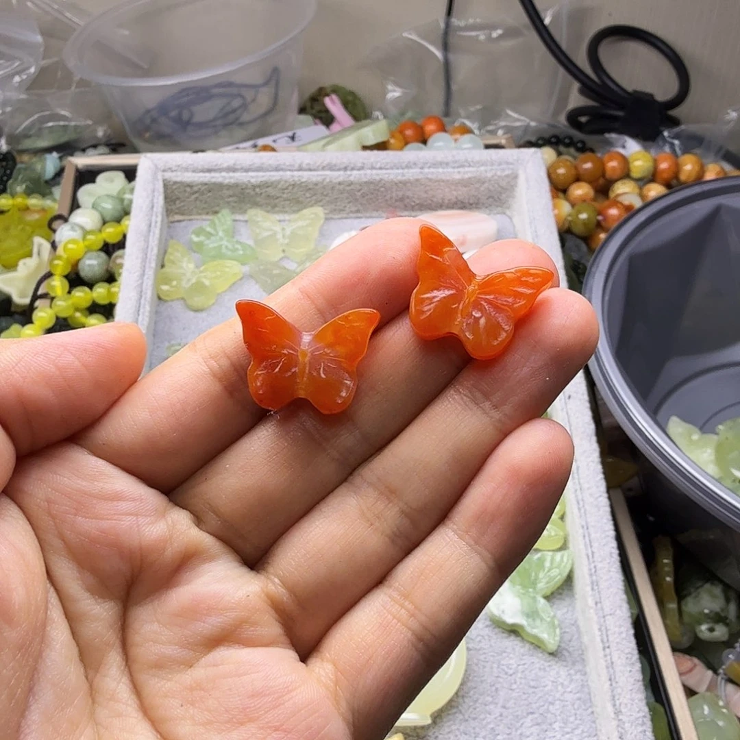 蛇纹石玉合金颈饰W***?