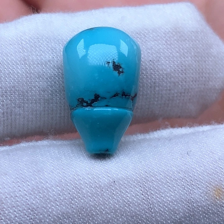 绿松石颈饰未镶嵌