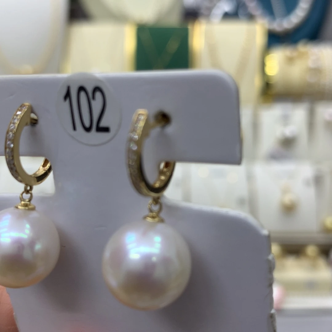 淡水珍珠耳饰18K金镶嵌11-12