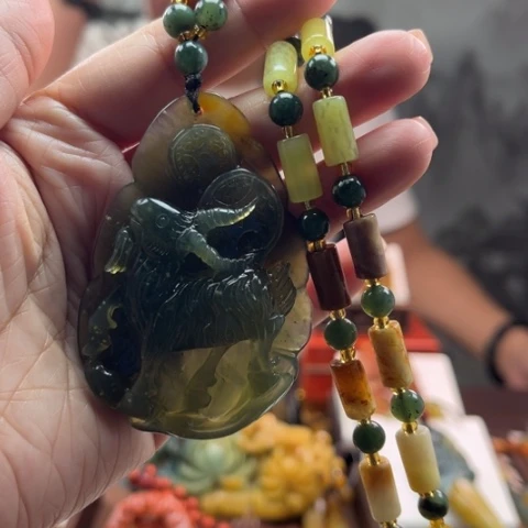 岫玉挂件未镶嵌挂件