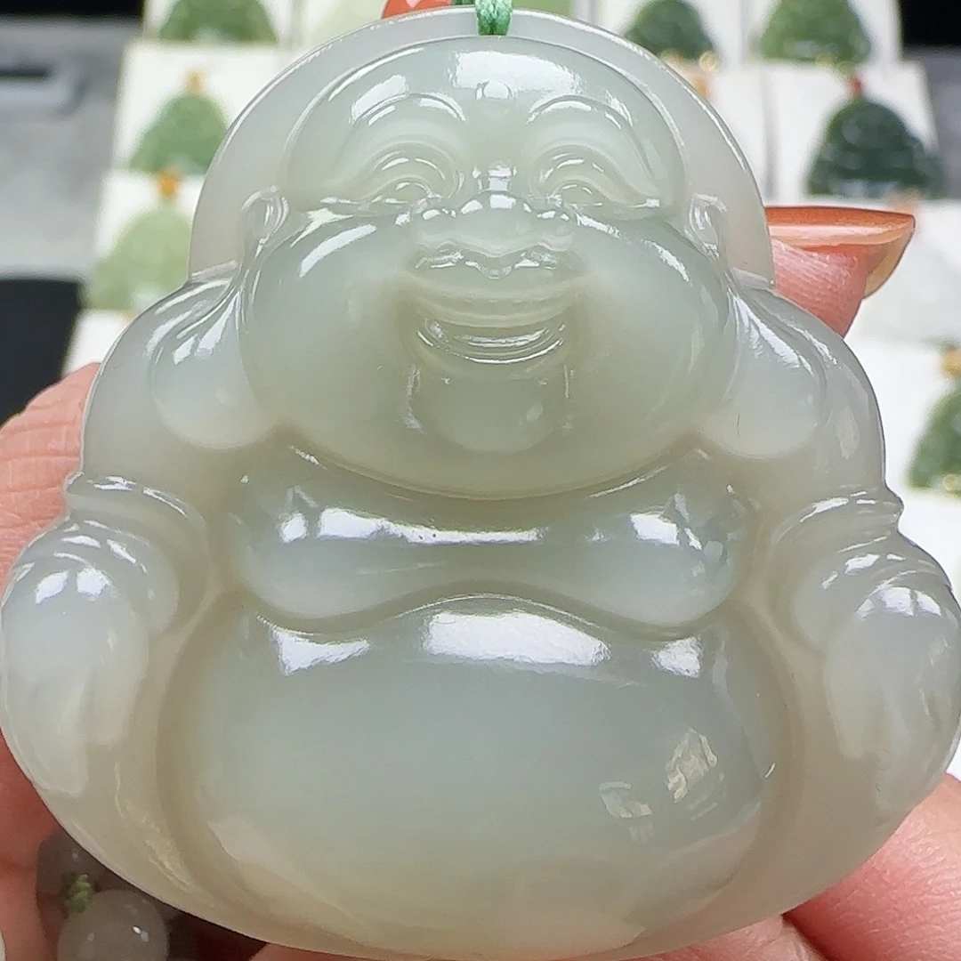 和田玉未镶嵌吊坠(赠链)