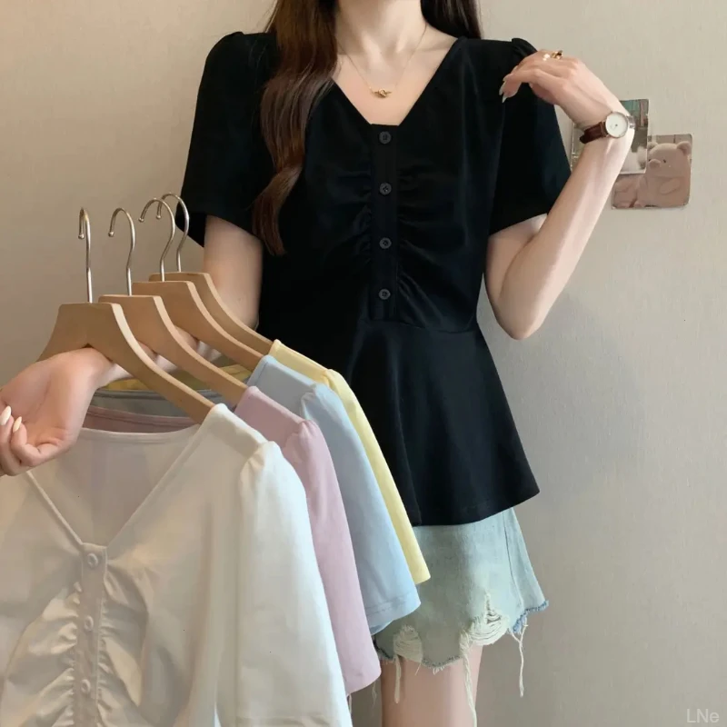 胖mm大码女装遮肉显瘦褶皱v领短袖T恤女夏季洋气奶辣风辣妹装上衣