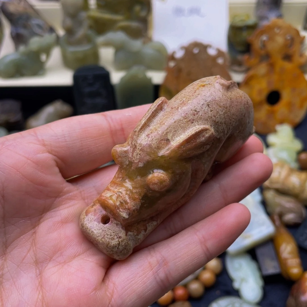 蛇纹石玉未镶嵌颈饰