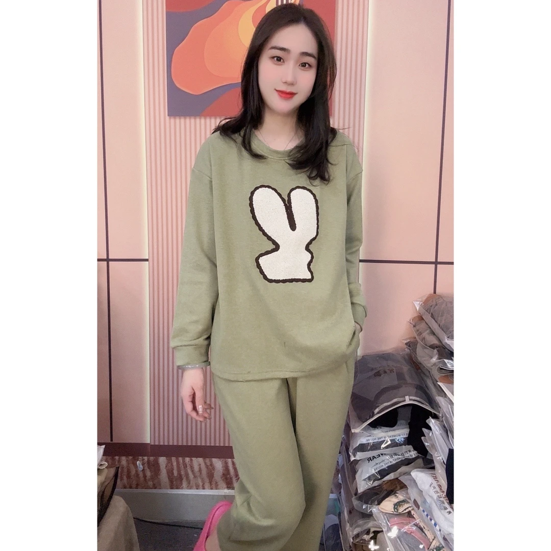 睡衣女冬季新款羊绒长袖长裤韩版甜美时尚家居服套装（大耳朵兔）