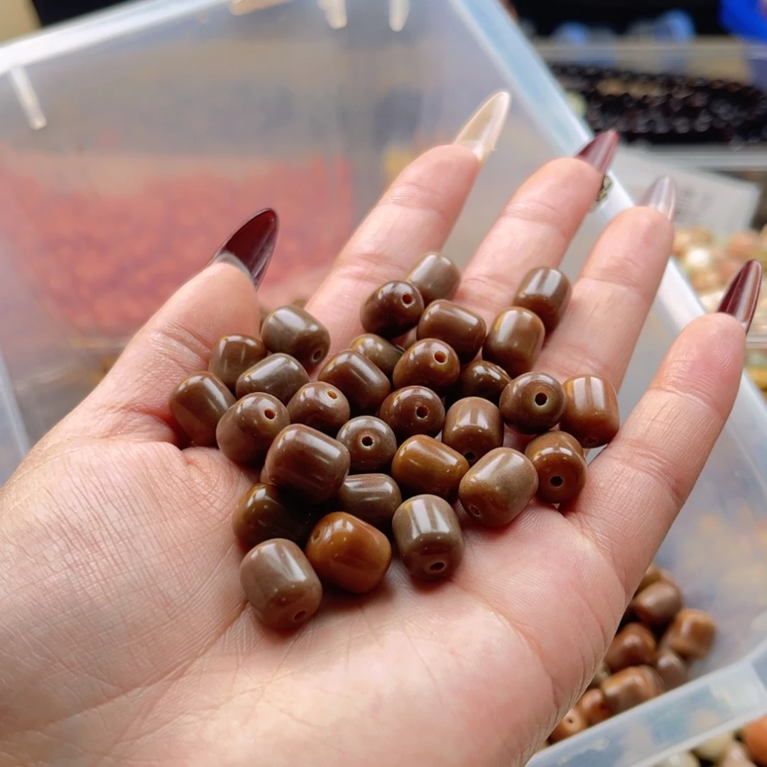 白玉菩提吊坠z12mm200颗。年糕福利不售后