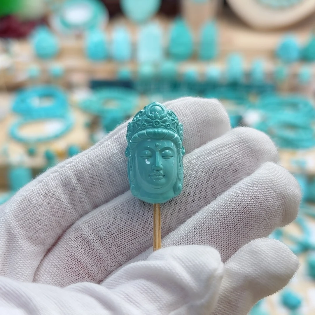 绿松石未镶嵌珠宝奇石