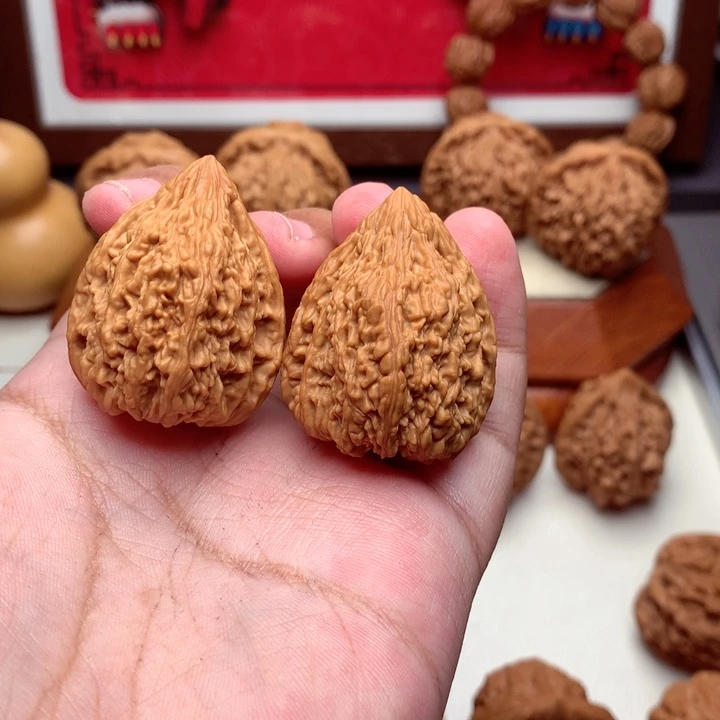 文玩核桃把件金字塔32尺寸/16号