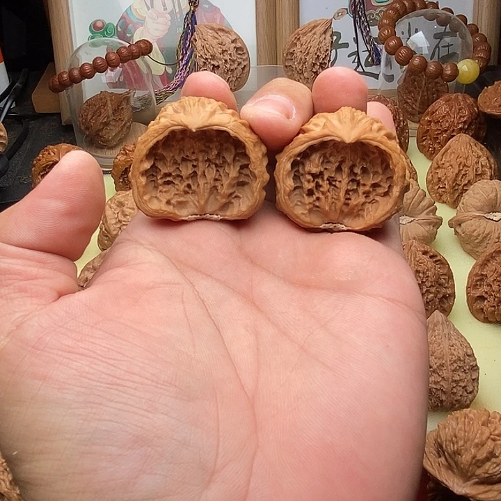 早***能桃核把件聚宝盆蛇39