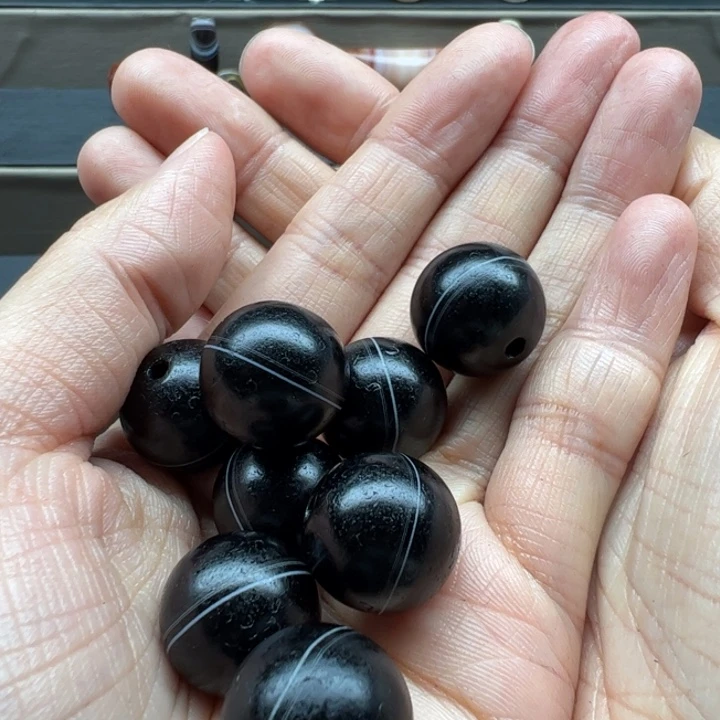 中***进玛瑙/玉髓未镶嵌珠宝半成品