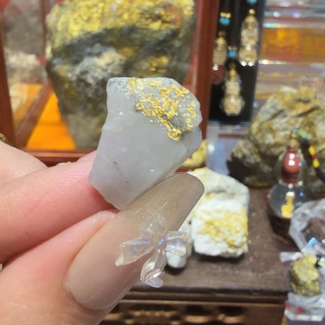 重3.2g聚金阁天然明金矿标