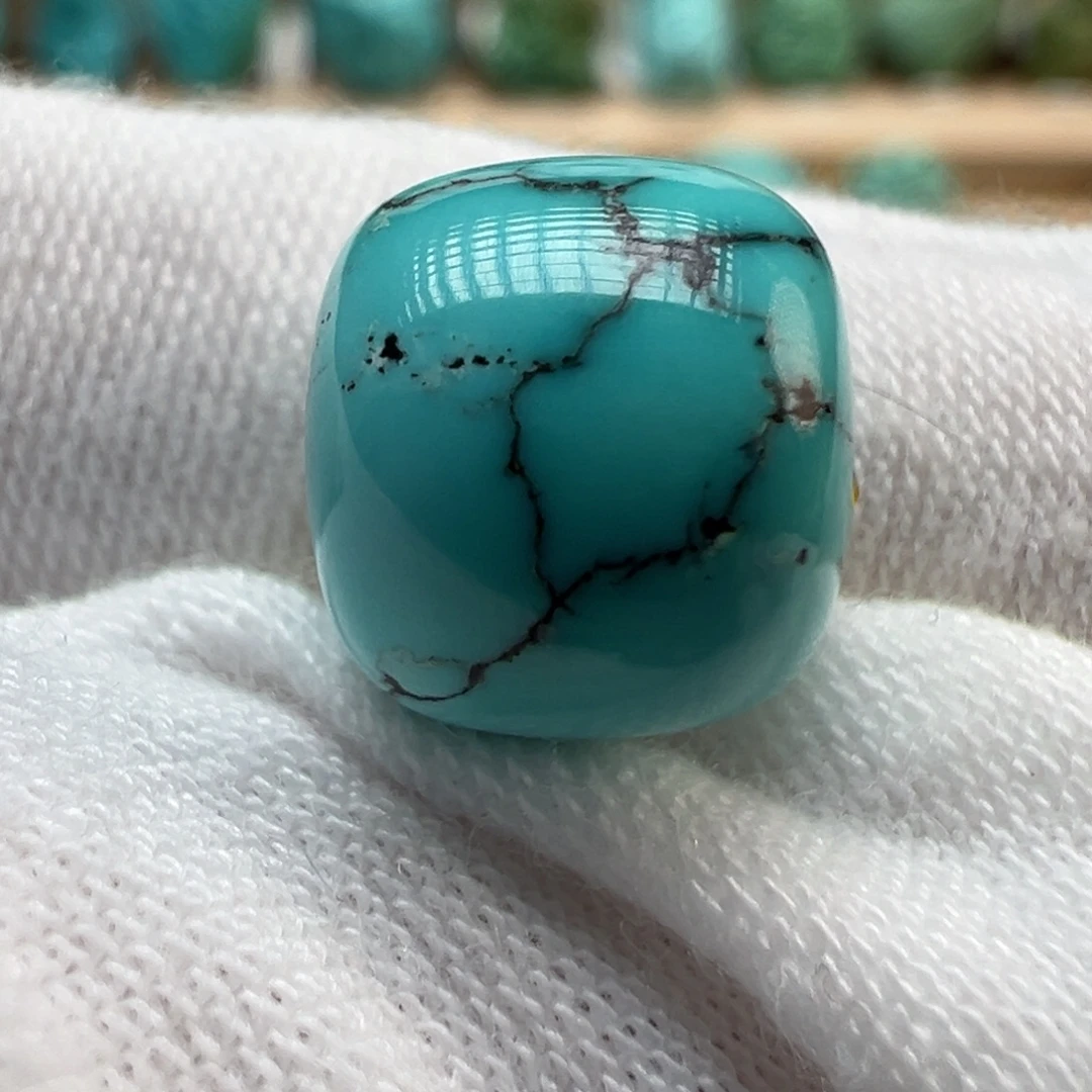 飞***鹰绿松石未镶嵌配饰10×9