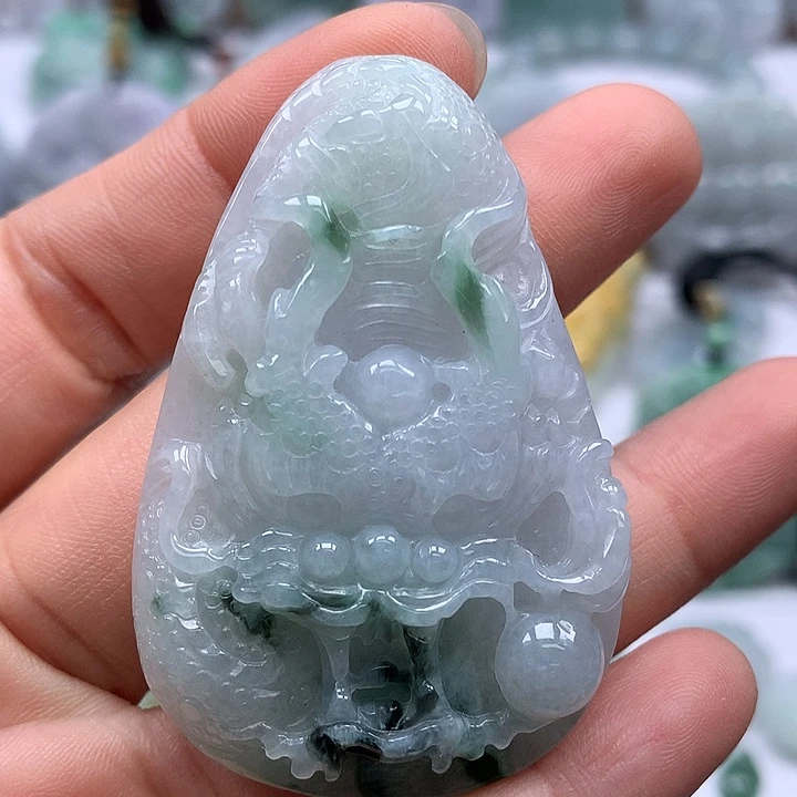 翡翠未镶嵌颈饰随形龙行天下两面工艺卡厚装10+