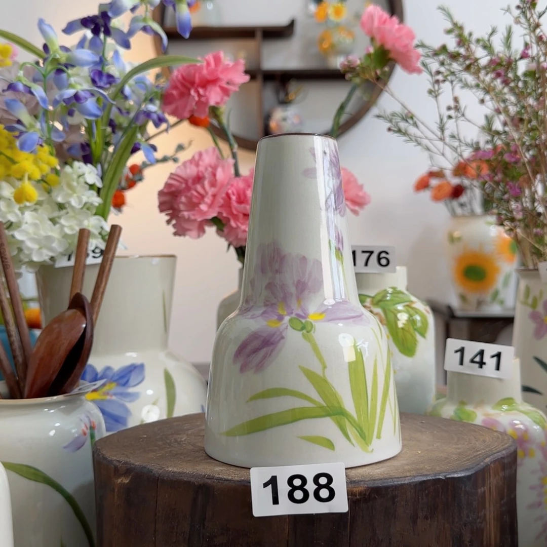 摆件景德镇陶瓷手绘小花瓶摆件