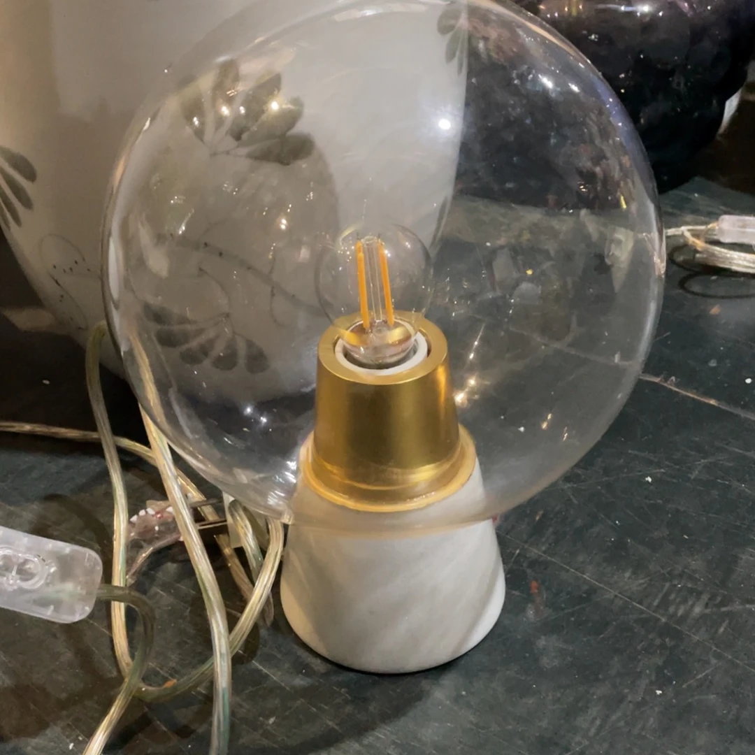 陶瓷花瓶，家居摆件。