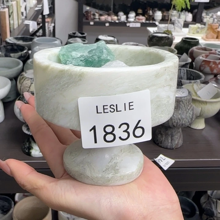 X1836.             福利