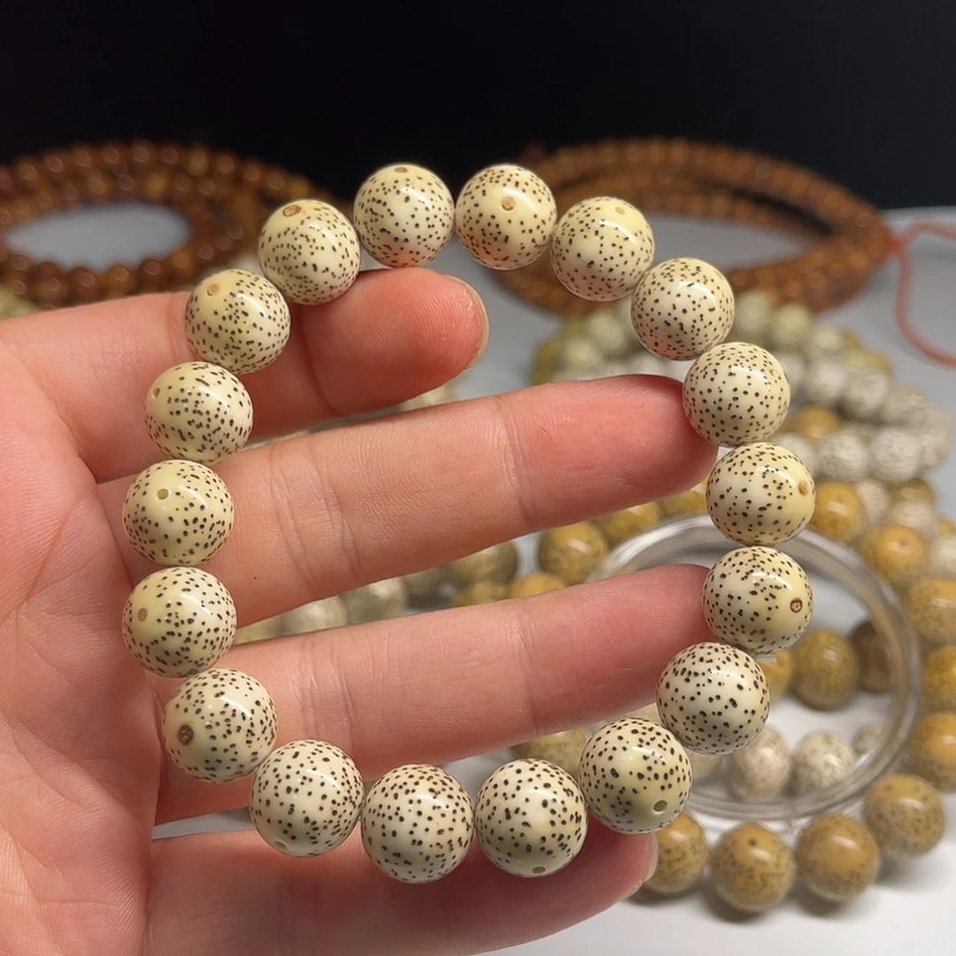 星月菩提吊坠13正圆同枝果老料原生态