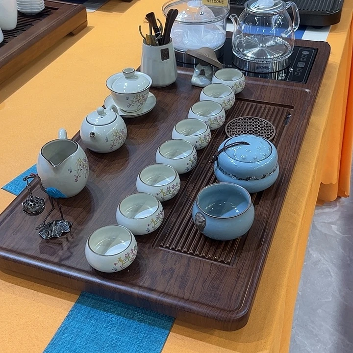 瓷片认为我热热热沃尔特天