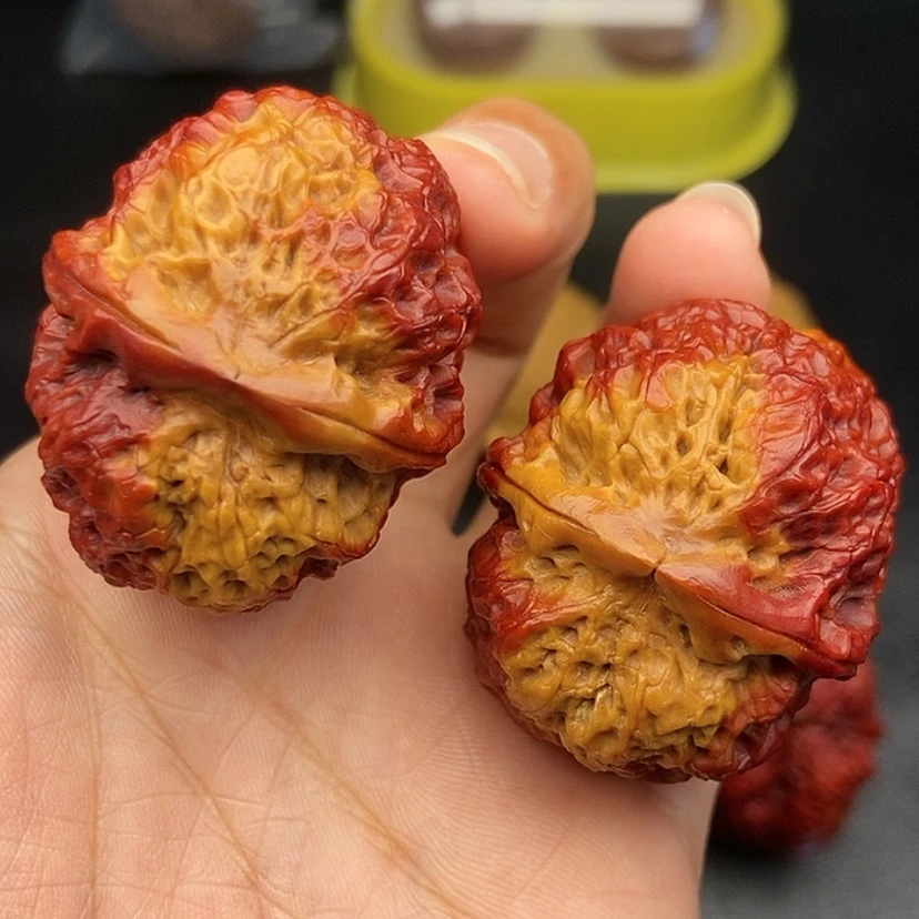 【闪购商品】把件文玩核桃41尺铁绣球51.7克