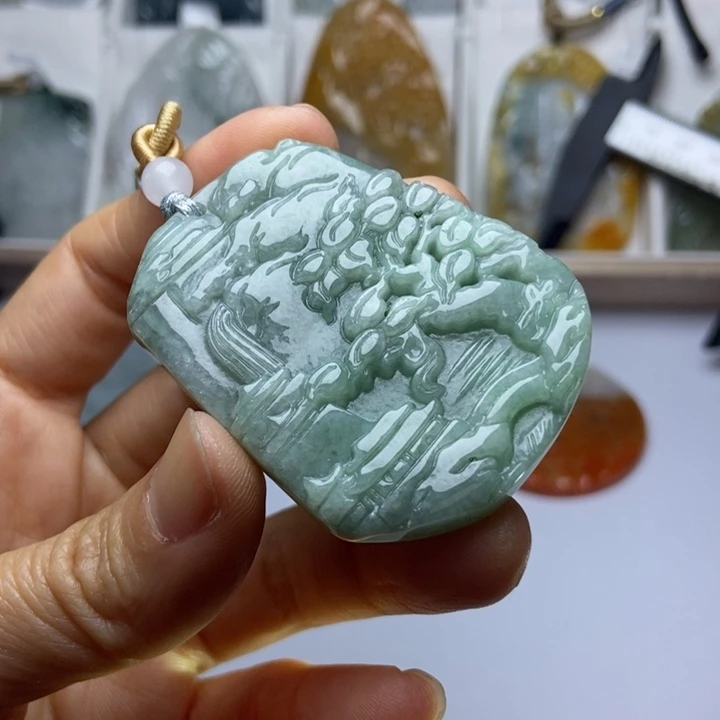 翡翠未镶嵌颈饰翡翠