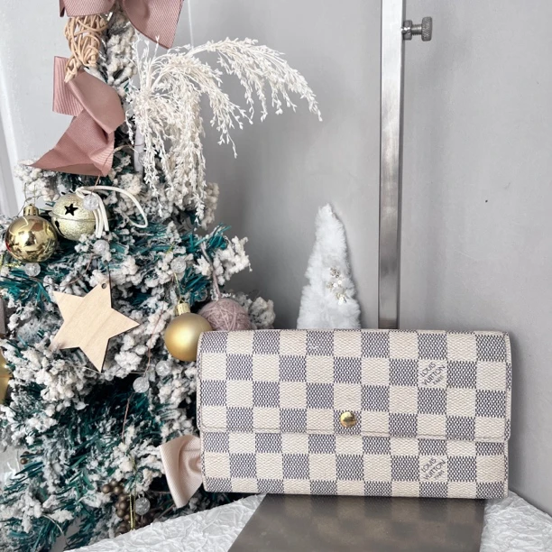 95新 LouisVuitton/路易威登 95新 lv白棋盘格豆豆手拿包