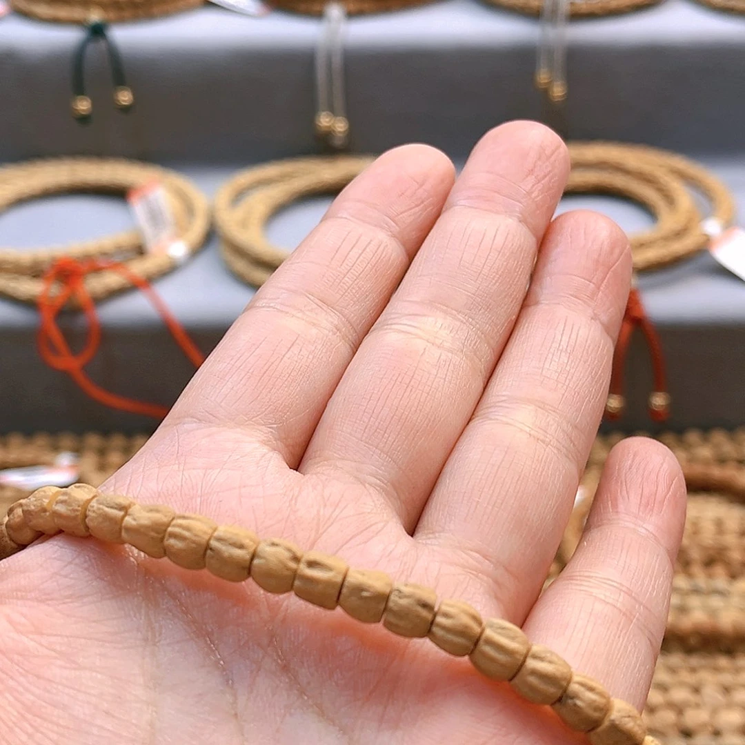 柏香籽/百香籽吊坠晚**过