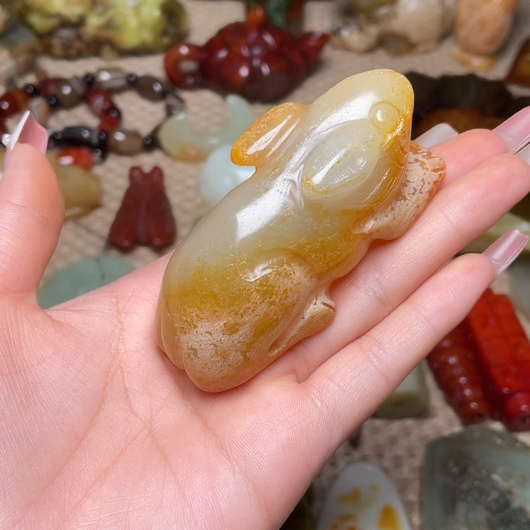 蛇纹石玉未镶嵌如图