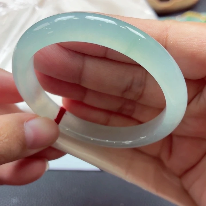 翡翠未镶嵌手镯天然缅甸A货翡翠（月光女神）