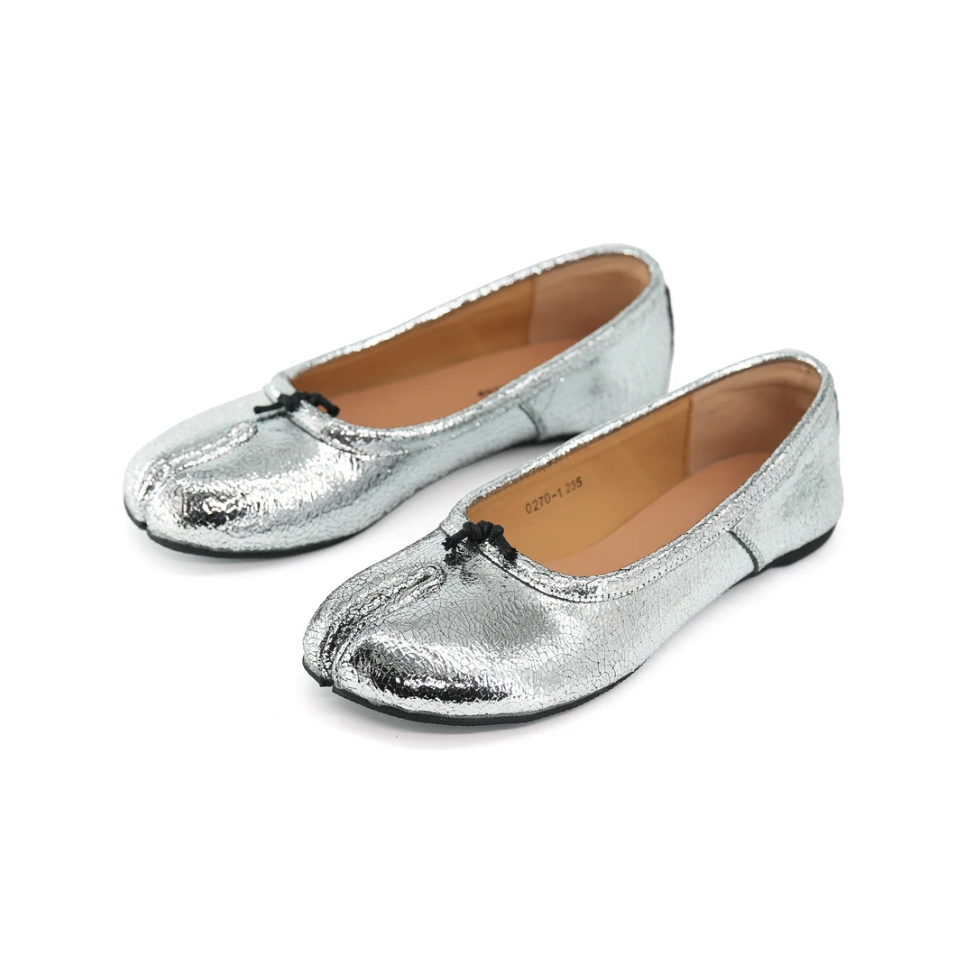 【小刚懂鞋】跟高2CM/尺码34-40/日系浅口手工牛皮分趾鞋 0270-1