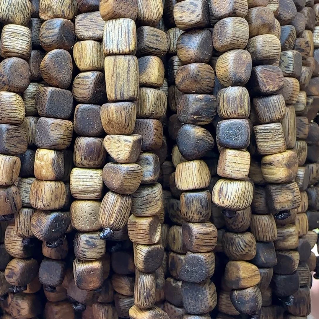 沉香碎屑沉香01车料