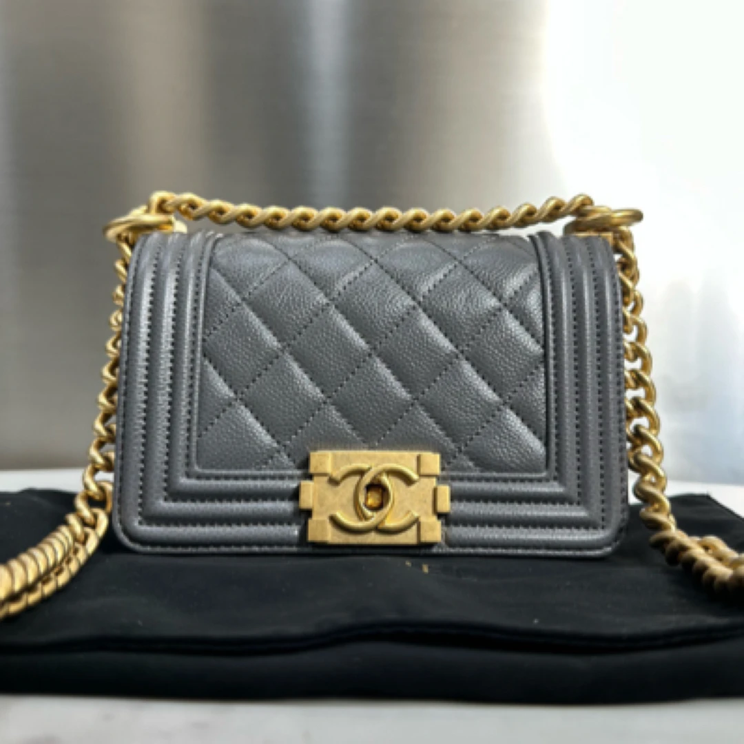 未使用 Chanel/香奈儿 芯片款miniLeboy高级水泥灰荔枝皮单肩