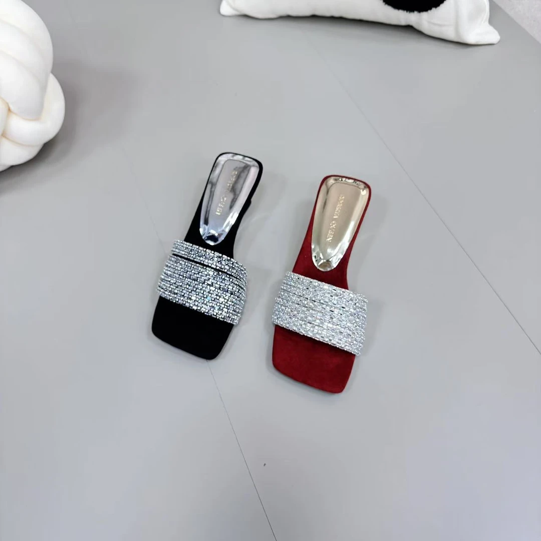 2025夏季新款时尚百搭舒适韩版一脚蹬休闲鞋 33520 AL