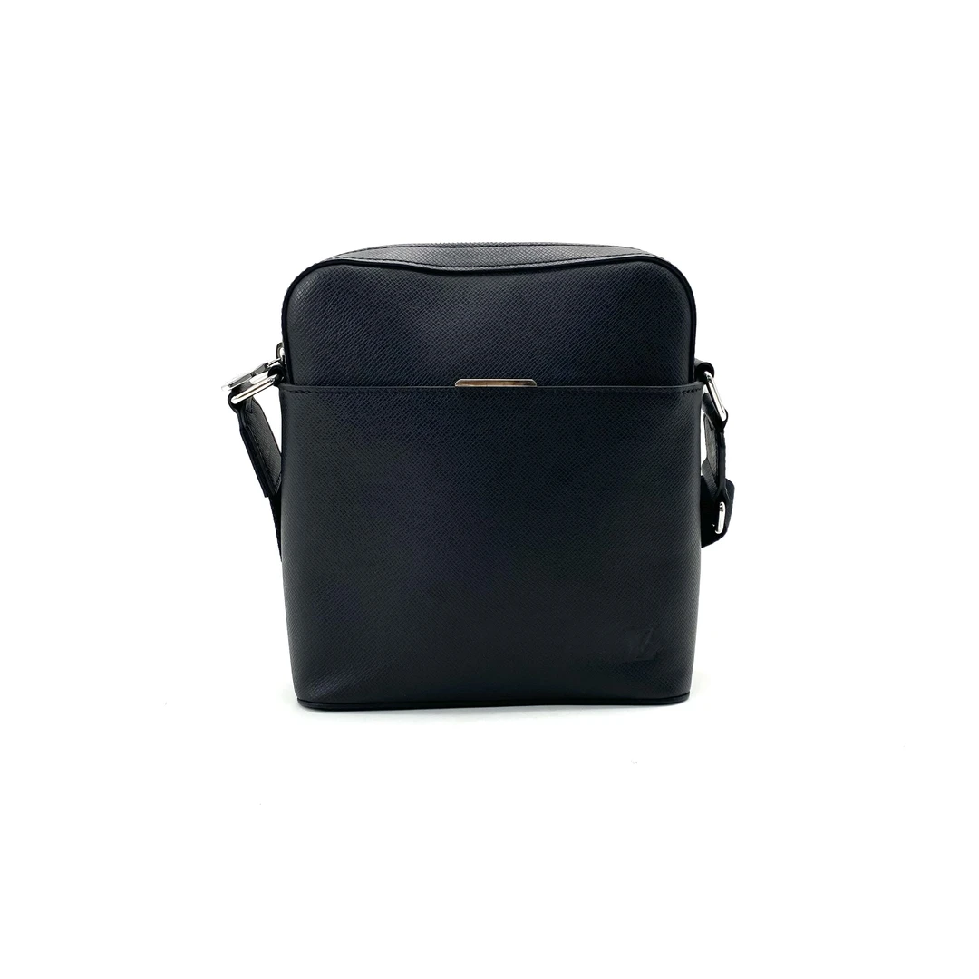 99新 LouisVuitton/路易威登 经典黑色全皮相机包斜挎包 尺21/23