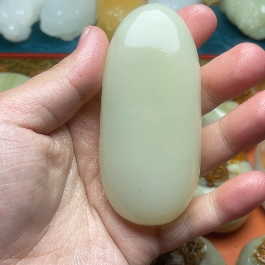 石材天然方解石手把件不退换