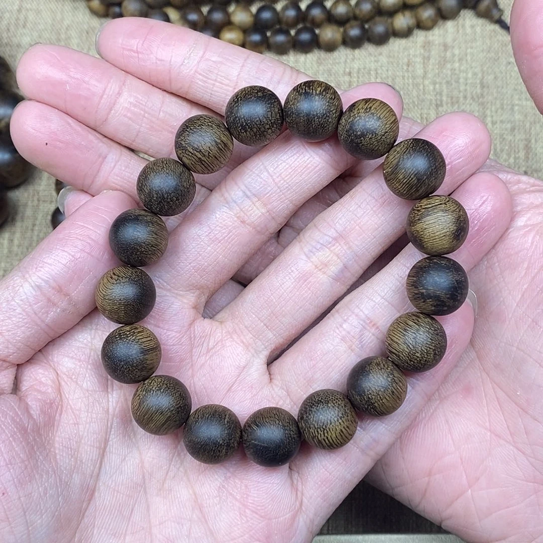 沉香手串亮越南芽庄白棋楠