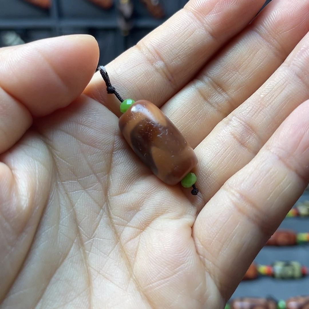 未镶嵌颈饰玛瑙/玉髓（覆膜）