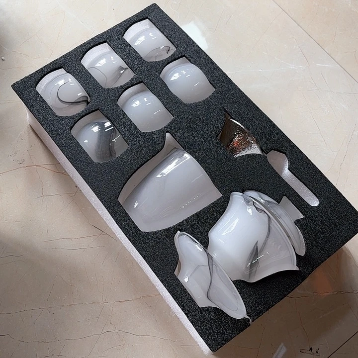孤品茶具套装等。