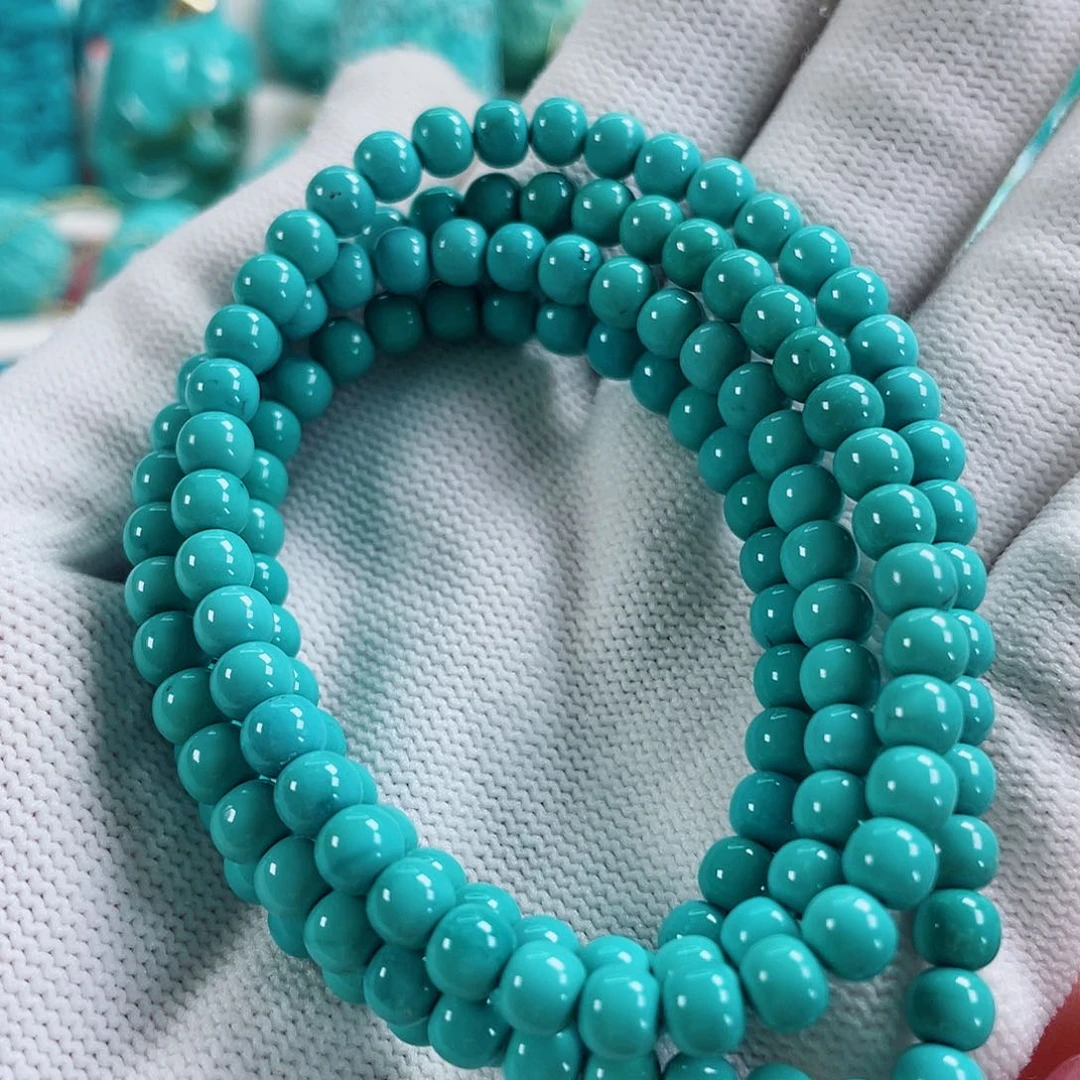 绿松石未镶嵌颈饰