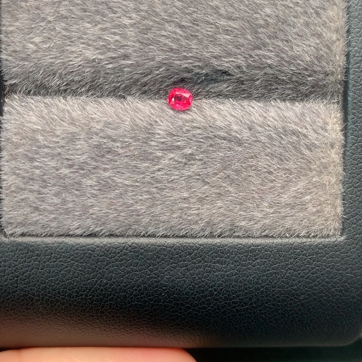 尖晶石银S925镶嵌珠宝半成品红粉尖晶石0.14ct 微瑕
