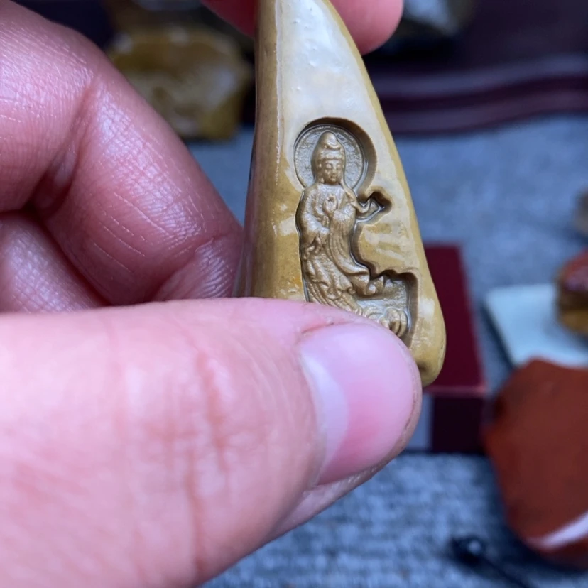 【闪购商品】原石雕刻手把件