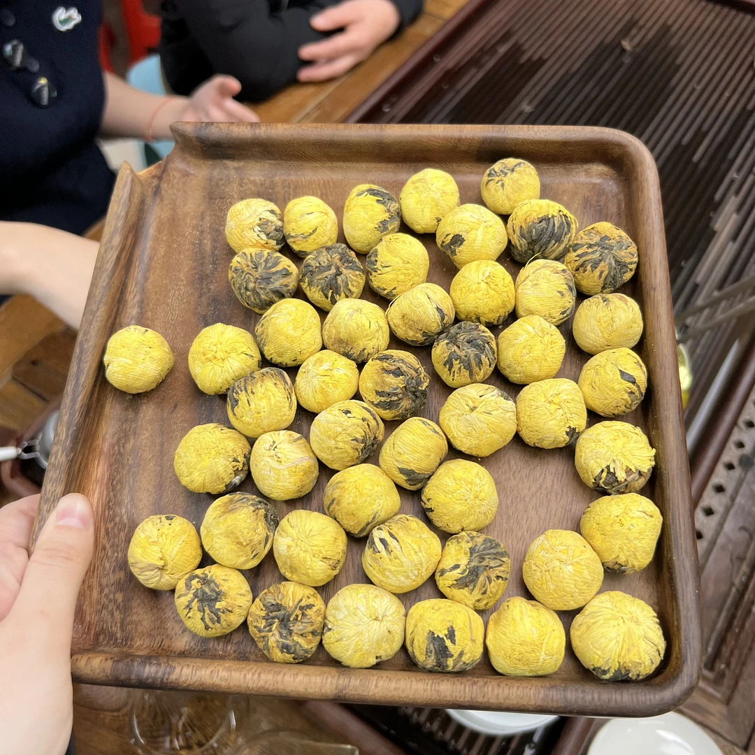 云南滇红菊花绣球 小鹿收茶  菊花红茶 5月27