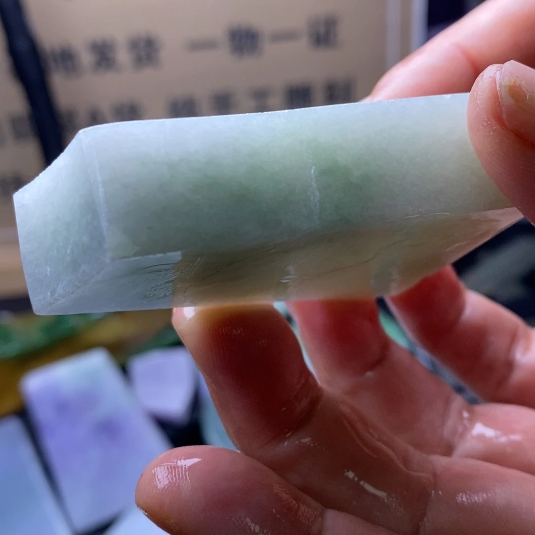 定制翡翠未镶嵌