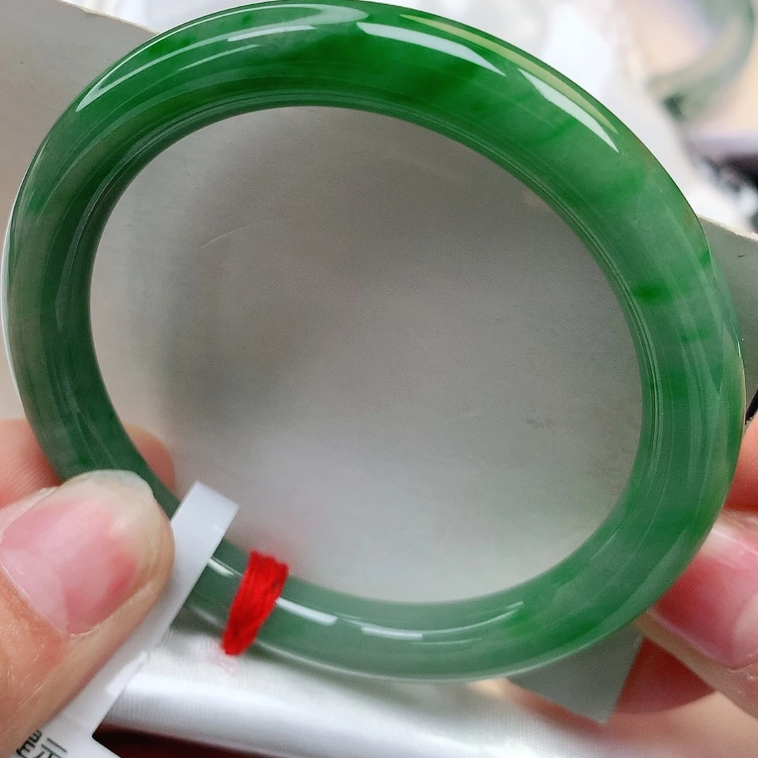 未镶嵌手镯翡翠辣阳绿圆条1142号