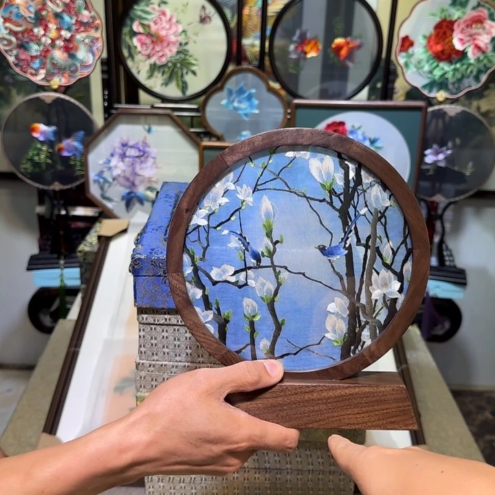 刺绣刺绣工艺精湛