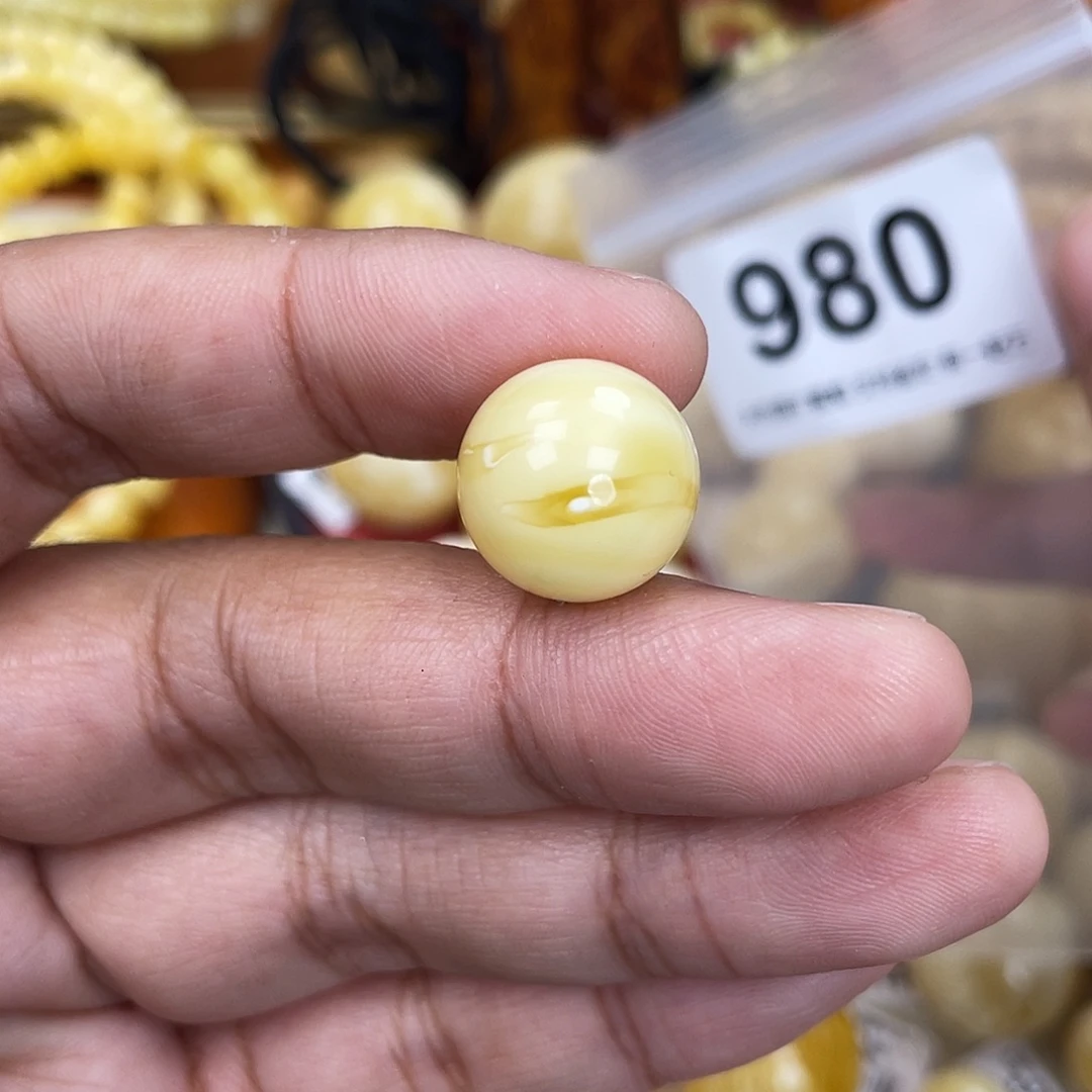 万***生蜜蜡未镶嵌珠宝奇石15