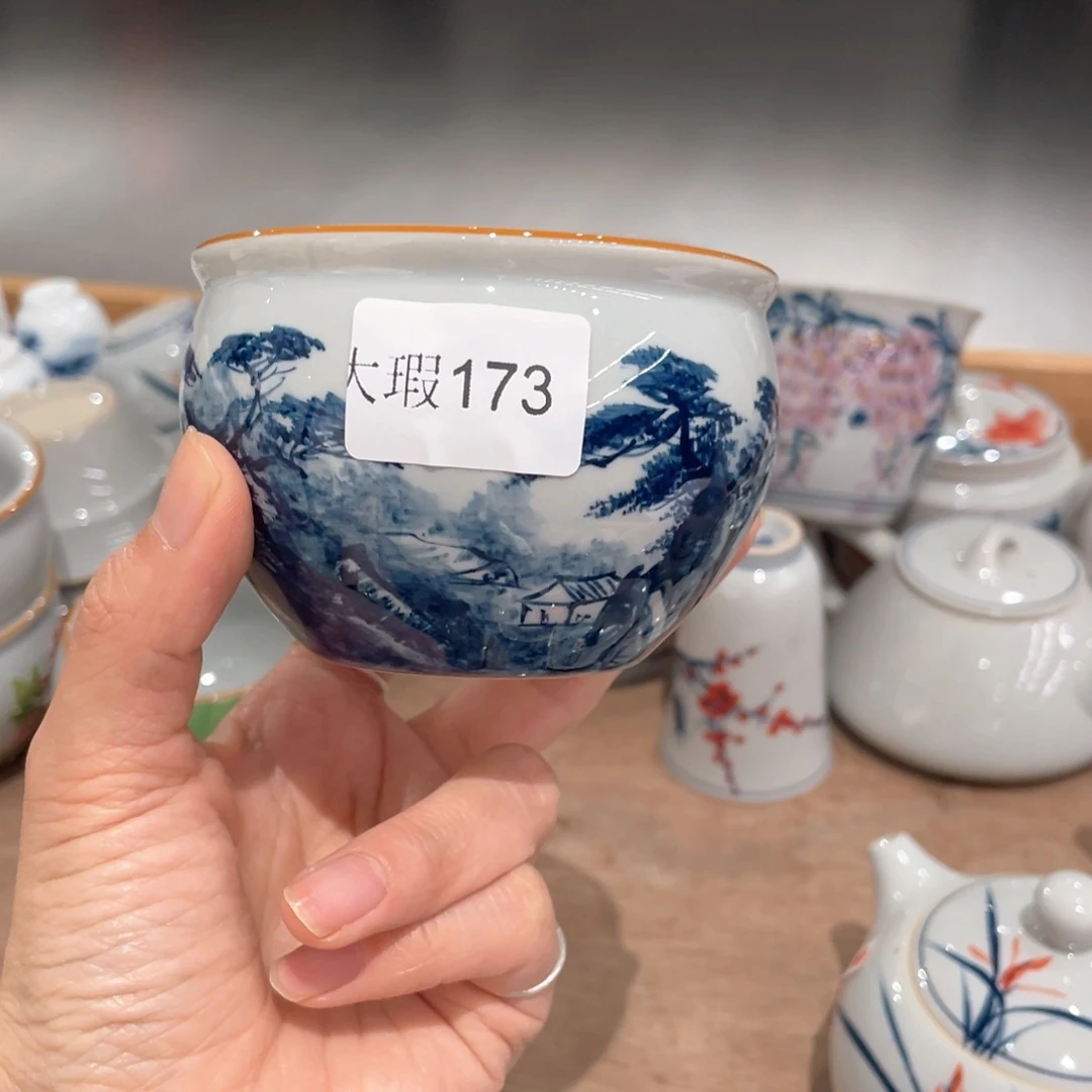 釉下彩纯手绘有瑕